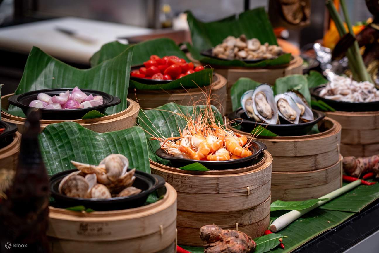 Khuyến mãi đồ ăn Buffet tối